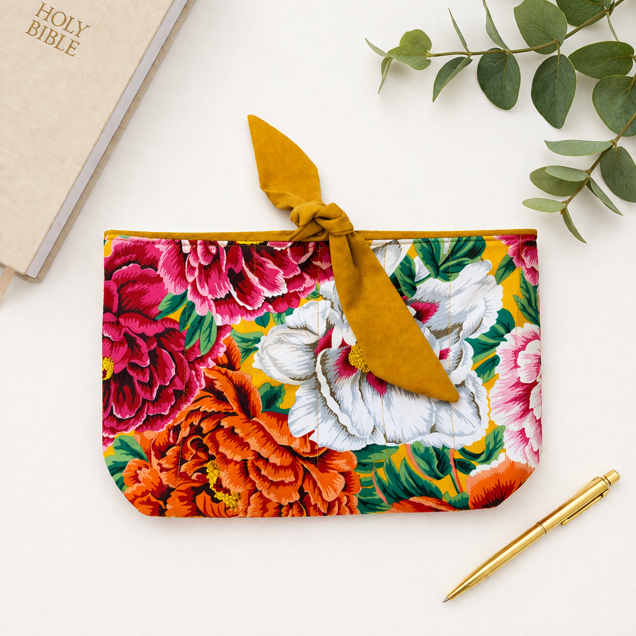Summer Blooms Bible Case