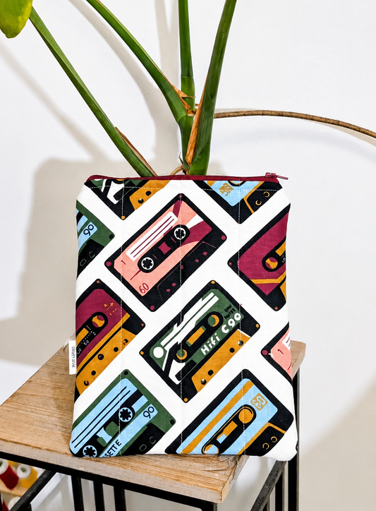 80's E-Reader Case