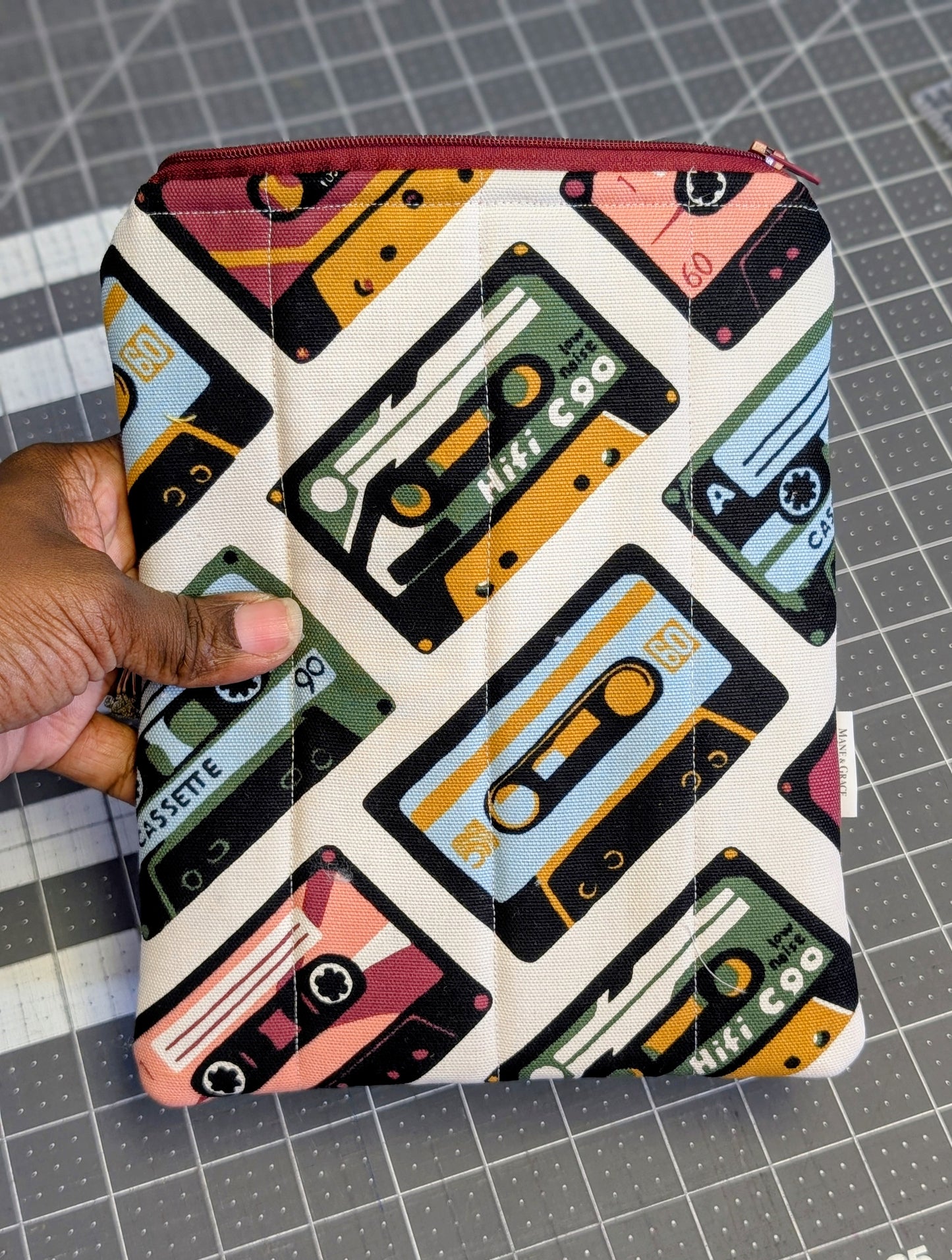 80's E-Reader Case